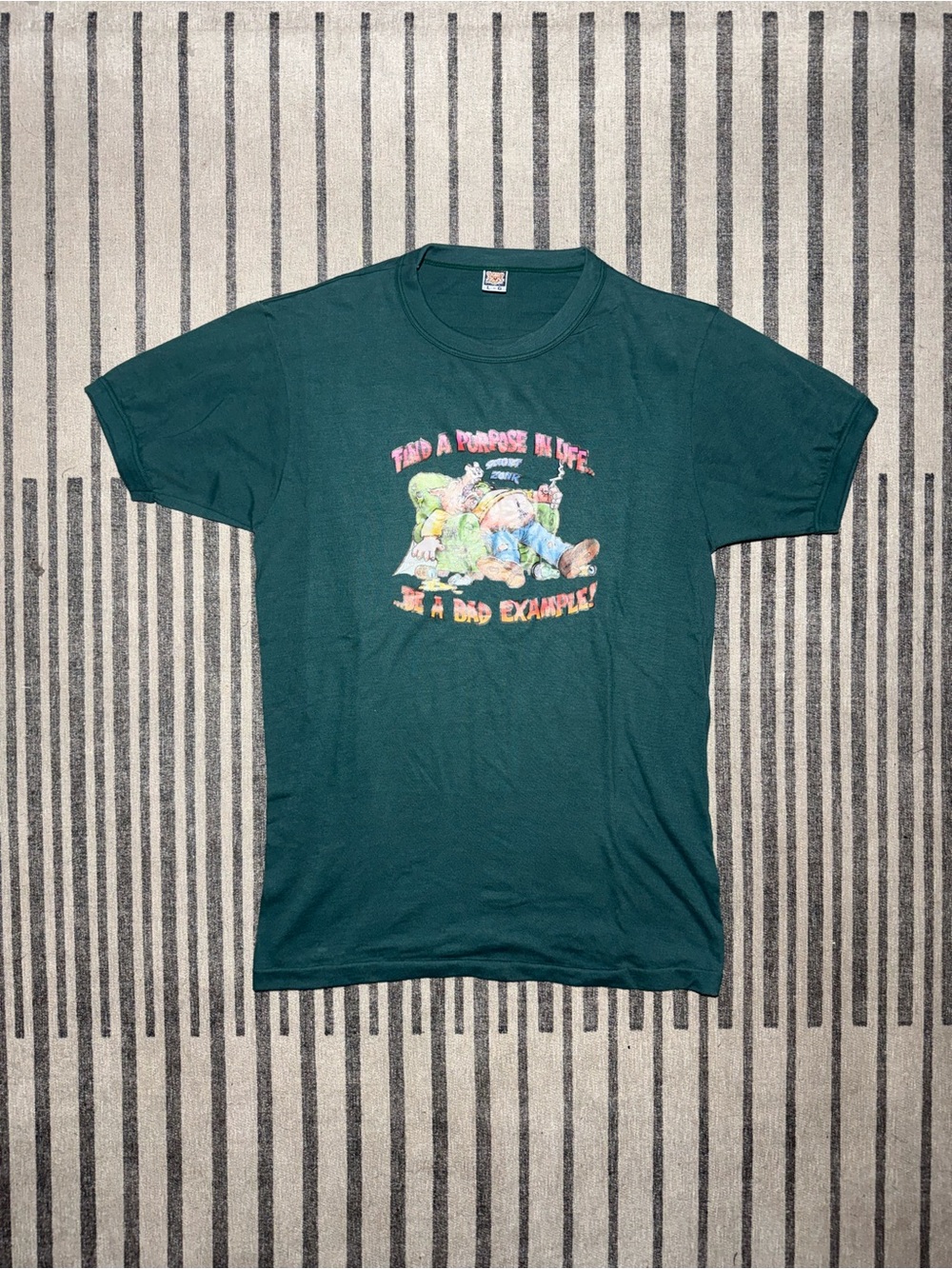 Vintage 1970s Roach Studios Pig Graphic T-Shirt Single Stitch Green Rare